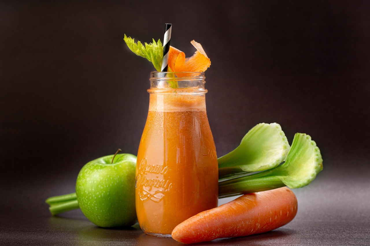 Mix Apple/Carrot/Celery Juice