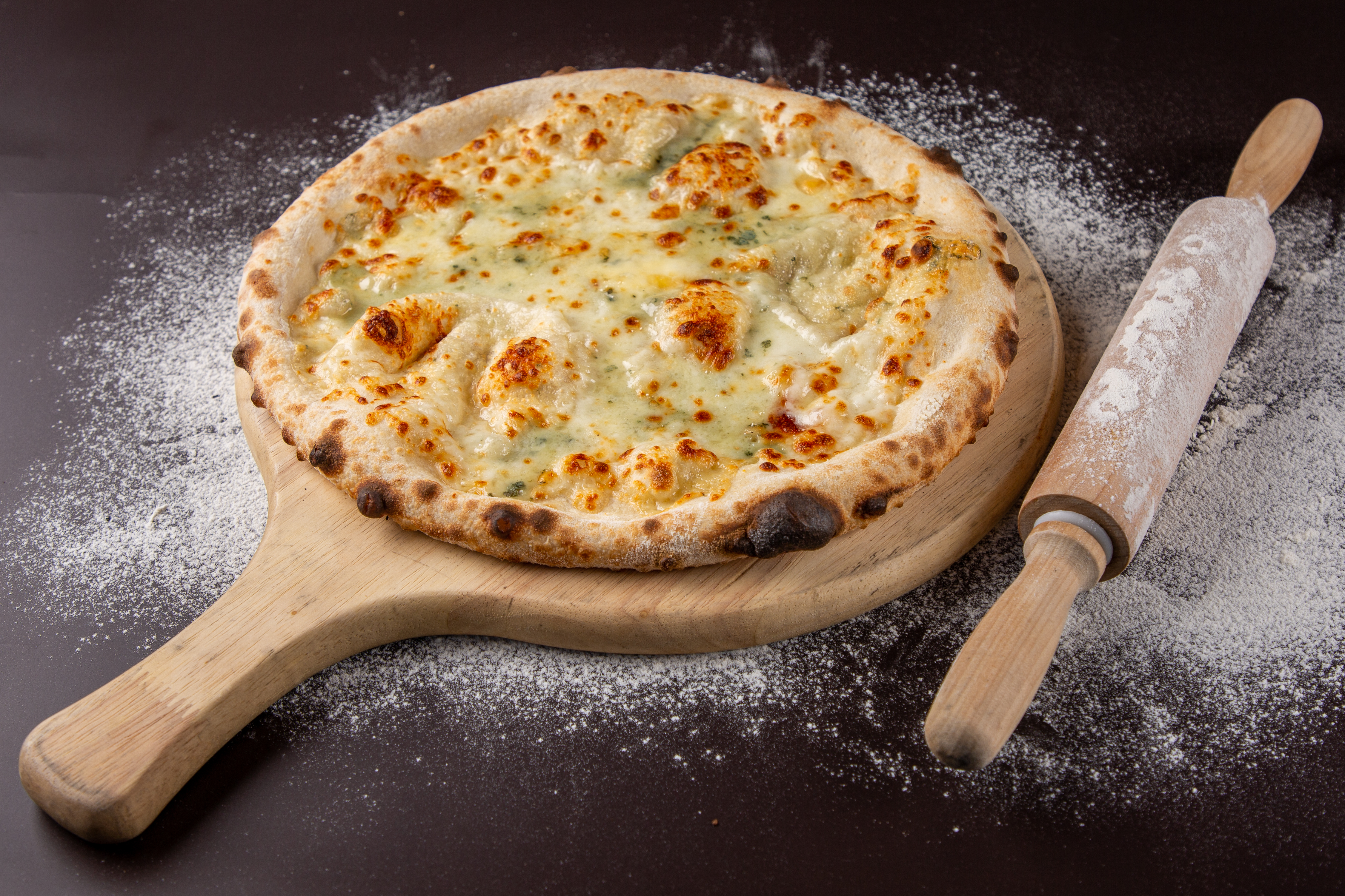 Quattro Formaggi Pizza